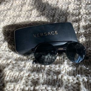 VERSACE SUNGLASSES (VE2210)